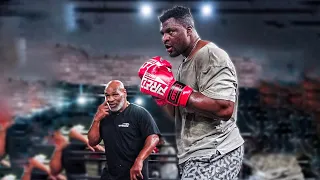 Francis Ngannou brutal 260lbs Boxing Training ft. Mike Tyson for Tyson Fury (2023) HD