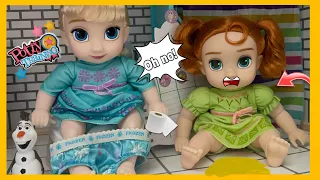 Elsa and Anna Babies Training Routine 🚽