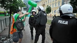 Stand up for the French Police 2 by Irish fans. Euro 2016 - New video