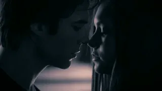 Damon & Elena / Only Love Can Hurt Like This- Paloma Faith (tradução)