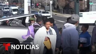 Condado de Colorado prohíbe fondos para refugios migrantes | Noticias Telemundo