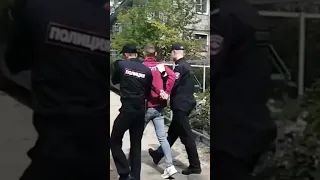 В Гусь-Хрустальном арестовали мужчину, совершившего разбойное ограбление #shorts