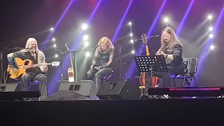 Anneke Van Giersbergen y Marko Hietala  - Whitesnake -  Child of Babylon cover