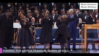 Smokie Robinson and the Clark Sisters Perform at Aretha Franklin's Funeral