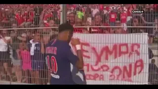 Neymar é vaiado pela torcida mais da o troco VEJA