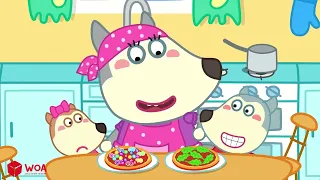 Pink Food VS Green Food Challenge by Wolfoo   Educational Video for Kids   Wolfoo Family Official