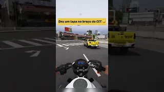 Deu um tapa no braço do CET 😂 #moto #policia #cet