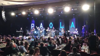 Πάολα αποφώνηση Live @ Chicago