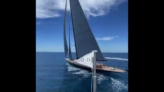 J Class Lionheart - Yacht