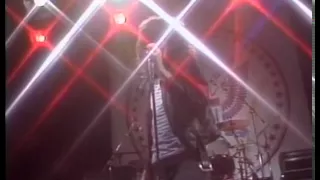 Ramones!  We Want The Airwaves, live on the Tomorrow Show (High Quality)