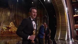 Justin Hurwitz wins Best Original Score for "La La Land"