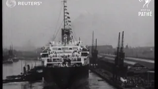 The Queen Mary leaves New York to return to Southampton (1936)