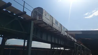 Flushing Line: Railfanning (7) and 7 express train action at 111st
