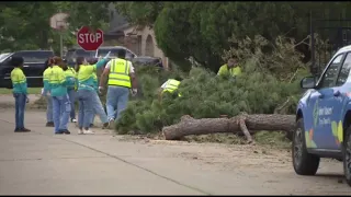 Houston storm relief: A small army of out-of-state workers are helping