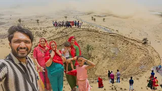 लगातार धँस रही ज़मीन 😲 धूप में उमड़े लोग ? Sandstorm and earth sinking Thar Desert Rajasthan