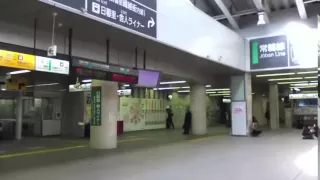 地震発生時　ＪＲ日暮里駅構内　（earthquake at Nippori St.)