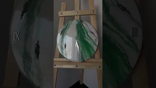 Часы из эпоксидной смолы #epoxyresinart #resinart #эпоксиднаясмола