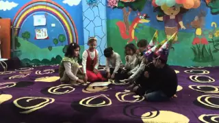 "snow white and the seven dwarfs" Syrian Children 3Dec2015