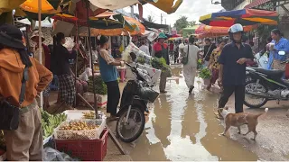 Prey Khmer Morning Market in Kampong Chhnang Province, Cambodia