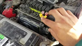 Jeep Cherokee descarga la bateria y tiene cortos eléctricos  solución