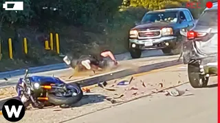 30 Incredible Road Moments Of Motorcycle Crash Filmed Seconds Before Disaster