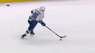 Andrei Kuzmenko's top corner shootout goal vs Kings (18 mar 2023)