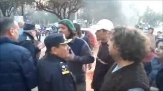 El intendente de Cañuelas discute con los vecinos