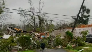 Dangerous storms and tornadoes pummel the south, leave at least 3 dead