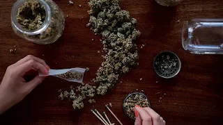 Почему губернатор штата Нью-Йорк Эндрю Куомо решил легализовать рекреационную марихуану