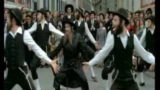 La Danse de Rabbi Jacob - By Joli Papa