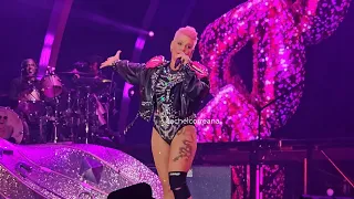 Blow Me One Last Kiss 💋- P!NK LIVE @ Summer Carnival Tour Sydney, Australia N2| 4K FanCam