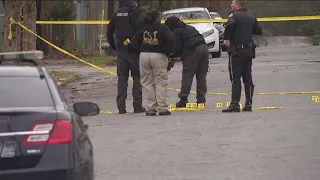 Three people shot in Bankhead, all in critical condition