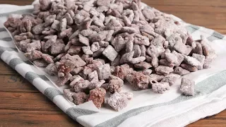 Reindeer Chow (aka Muddy Buddies) Episode 1218