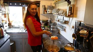 Helen's Home Cooking:Scottish Mince, Neeps n' Tatties