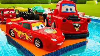 Looking for Disney Pixar Cars On the Rocky Road : Lightning McQueen, Mater, Dinoco McQueen, Mack