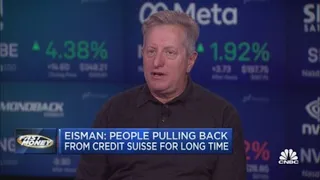 You don't want to be a hero in this environment, says 'Big Short' investor Steve Eisman