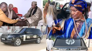 Touba: Serigne Modou Kara Mbacké offre une voiture Rang Rover à Serigne Mame Mor Mbacké Mourtada