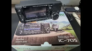 ICOM IC-705 unboxing [4K HDR]