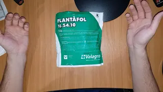 Удобрение для листовой подкормки PLANTAFOL (Плантафол) для развития корневой системы и цветения