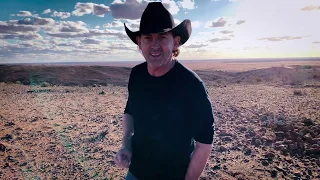 Lee Kernaghan & Robby X - Where I Wanna Be (Official Music Video)