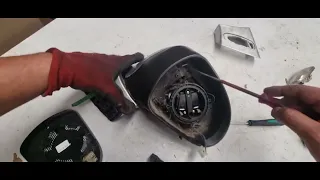 Dismantling a Peugeot 308 Door mirror T7