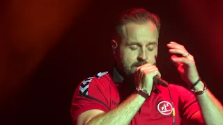 Alfie Boe (having fun) & 'Keep Me In Your Heart' Fleetwood 02.06.18  HD