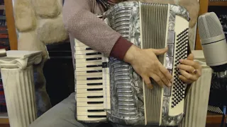 3119 - Silver Super Stradella Piano Accordion LMMH 41 120 $999