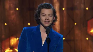 Harry Styles Inducts Stevie Nicks at the 2019 Rock & Roll Hall of Fame Induction Ceremony