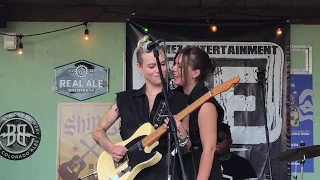 Pretty Waste by Bones UK @ The Tiniest Bar In Texas for SXSW on 3/16/18