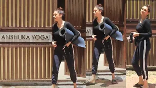 Uff!!Aditi Rao Hydari Flaunts her Huge Figure as She Snapped at Yoga Class in Bandra #bollywoodnews