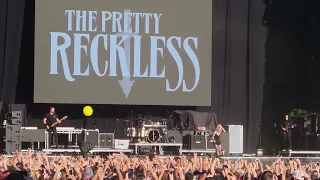 The Pretty Reckless - Going To Hell - live Aftershock Festival, Sacramento, CA 10/9/22