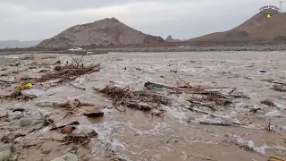 شاهد | جراف قوي لسيل وادي مجزي بعبري سلطنة عمان