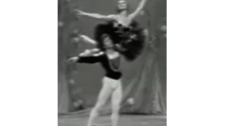 Svetlana Beriosova and Rudolph Nureyev - Solos and PDD from Act 3, 'Swan Lake' 1963