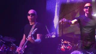 Joe Satriani + dUg Pinnick  ULTIMATE EXPERIENCE HENDRIX (5 song Live) @ Revention Music Ctr Hou TX